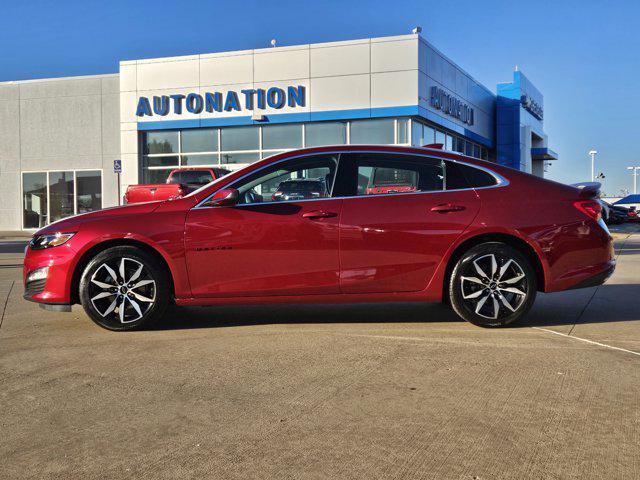 new 2025 Chevrolet Malibu car, priced at $28,740