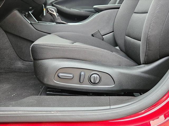new 2025 Chevrolet Malibu car, priced at $28,740