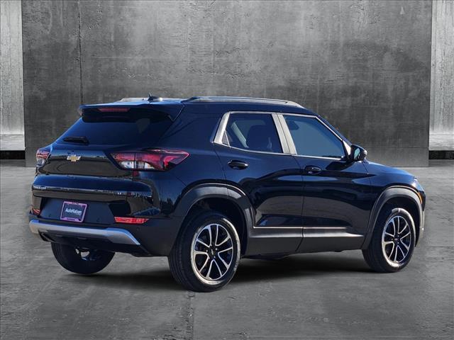 new 2025 Chevrolet TrailBlazer car, priced at $28,475