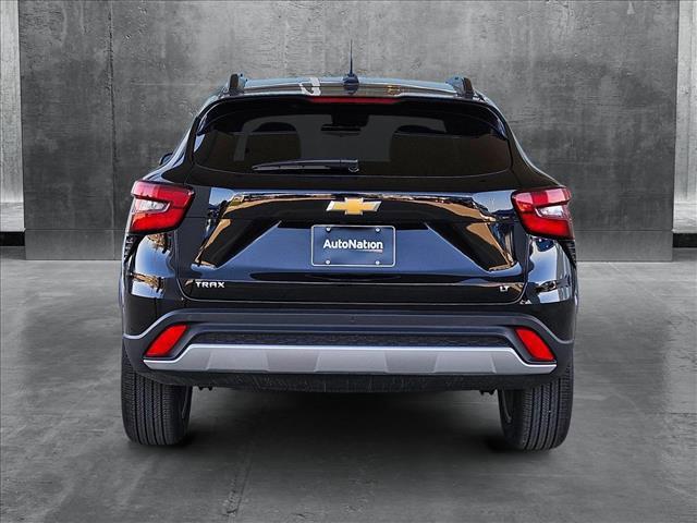 new 2025 Chevrolet Trax car, priced at $25,385