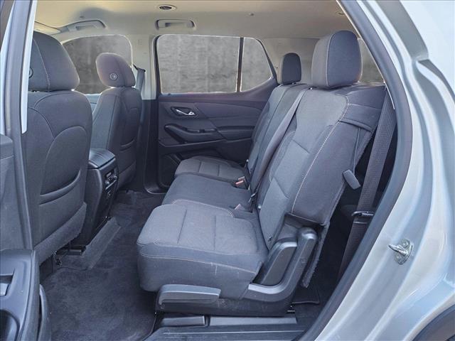 used 2021 Chevrolet Traverse car, priced at $22,998