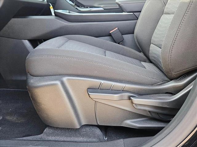 new 2025 Chevrolet Equinox car, priced at $28,991
