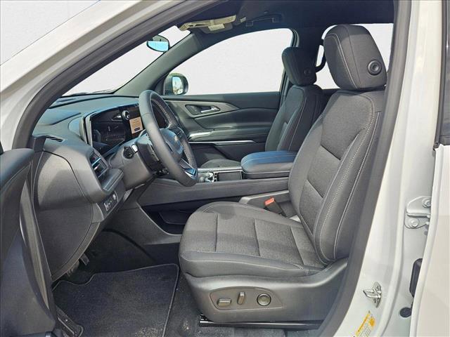 new 2025 Chevrolet Traverse car, priced at $39,995