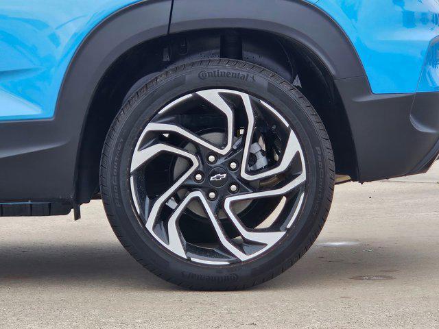 new 2025 Chevrolet TrailBlazer car, priced at $32,475