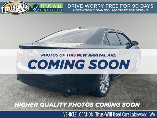 used 2014 Toyota Camry Hybrid car, priced at $14,987