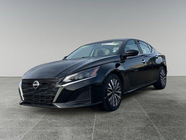 used 2023 Nissan Altima car, priced at $21,577