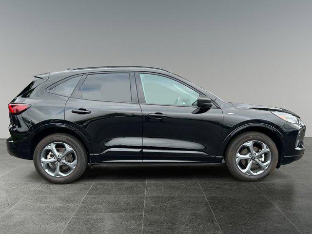 used 2023 Ford Escape car, priced at $26,977
