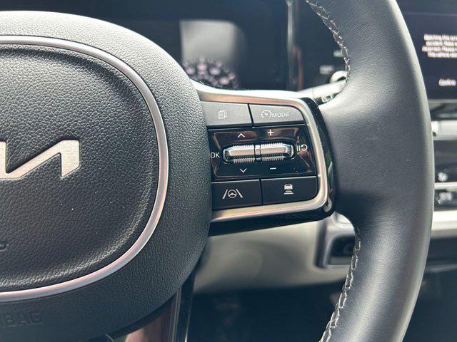 used 2023 Kia Sorento Hybrid car, priced at $33,989