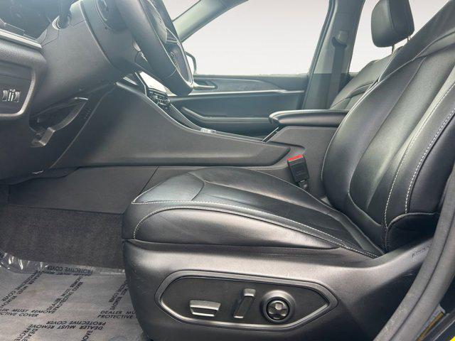 used 2022 Jeep Grand Cherokee car, priced at $34,877