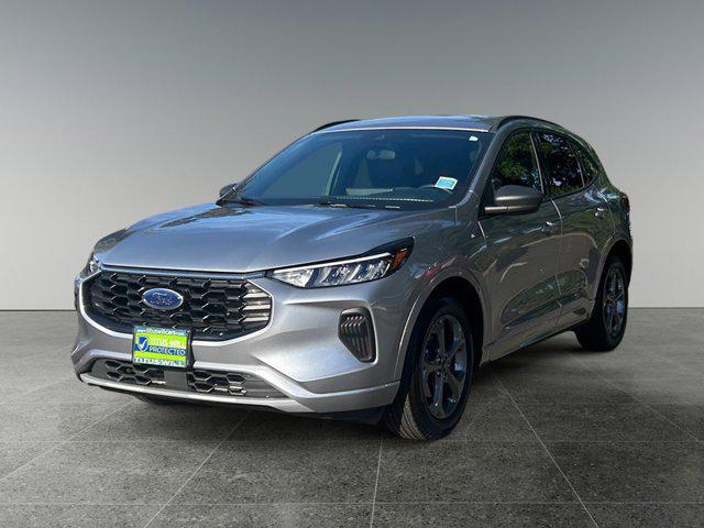 used 2023 Ford Escape car, priced at $25,888