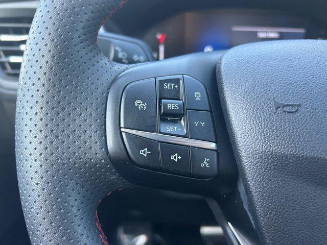 used 2023 Ford Escape car, priced at $25,888