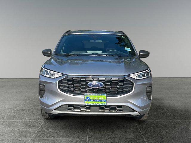 used 2023 Ford Escape car, priced at $25,888