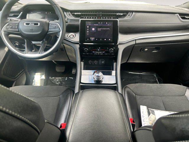 used 2024 Jeep Grand Cherokee car, priced at $35,977