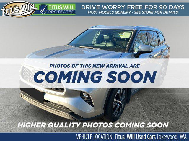 used 2021 Toyota Highlander car, priced at $37,888