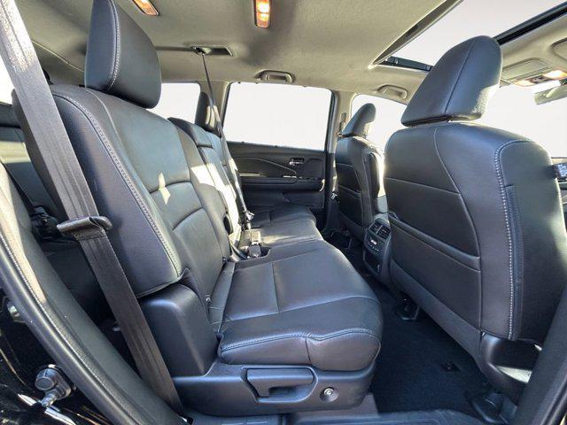 used 2022 Honda Pilot car, priced at $36,988