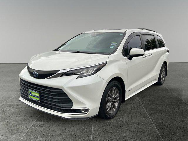 used 2021 Toyota Sienna car, priced at $41,662