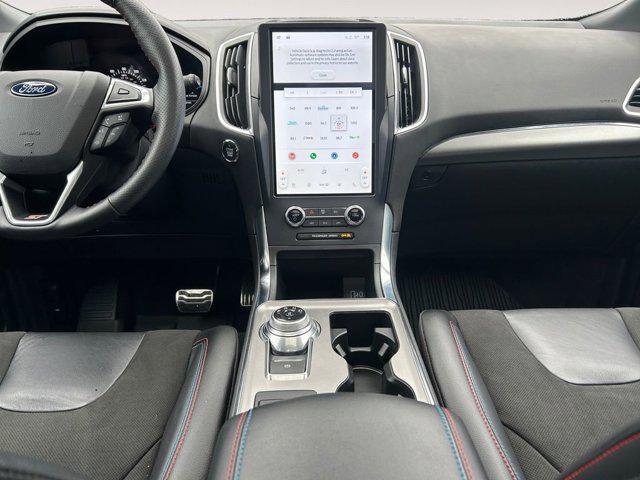 used 2024 Ford Edge car, priced at $40,888