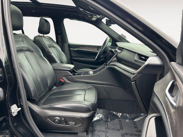 used 2022 Jeep Grand Cherokee car, priced at $34,877