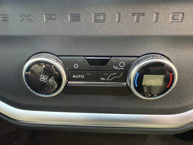 new 2025 Ford Expedition car, priced at $69,490