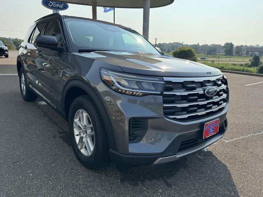 new 2025 Ford Explorer car, priced at $40,813