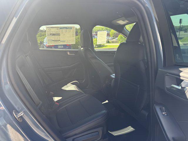 new 2025 Ford Escape car, priced at $35,900