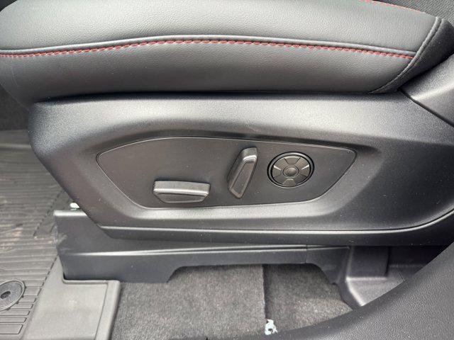 new 2025 Ford Explorer car, priced at $57,070