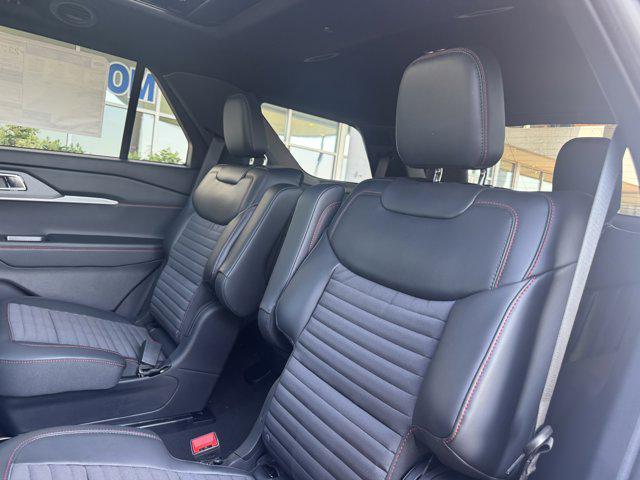 new 2025 Ford Explorer car, priced at $49,632