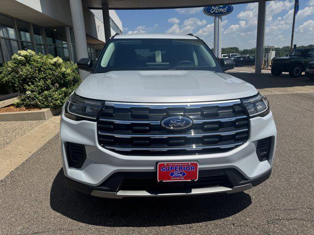 new 2025 Ford Explorer car, priced at $40,864
