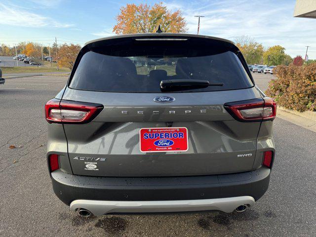 new 2025 Ford Escape car, priced at $30,686