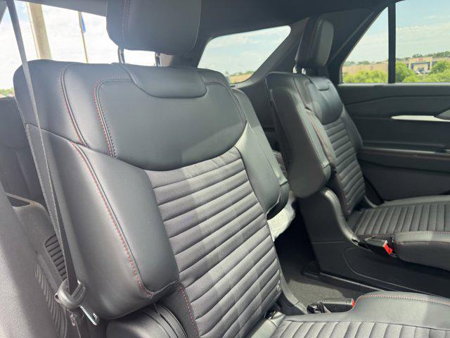 new 2025 Ford Explorer car, priced at $49,602