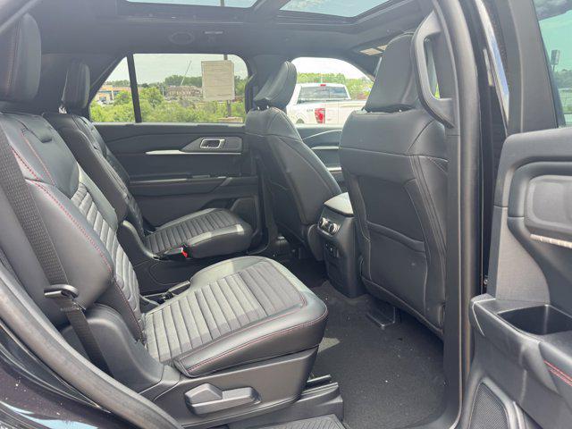 new 2025 Ford Explorer car, priced at $49,602