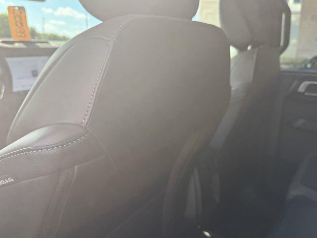 new 2025 Ford Bronco car, priced at $60,074