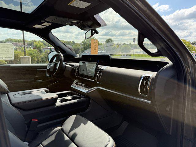 new 2025 Ford Expedition car, priced at $83,655