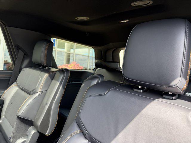 new 2025 Ford Expedition car, priced at $83,655