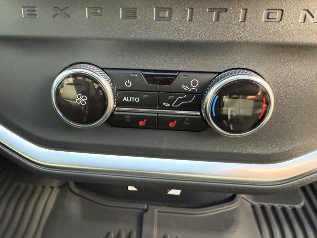 new 2025 Ford Expedition car, priced at $83,655