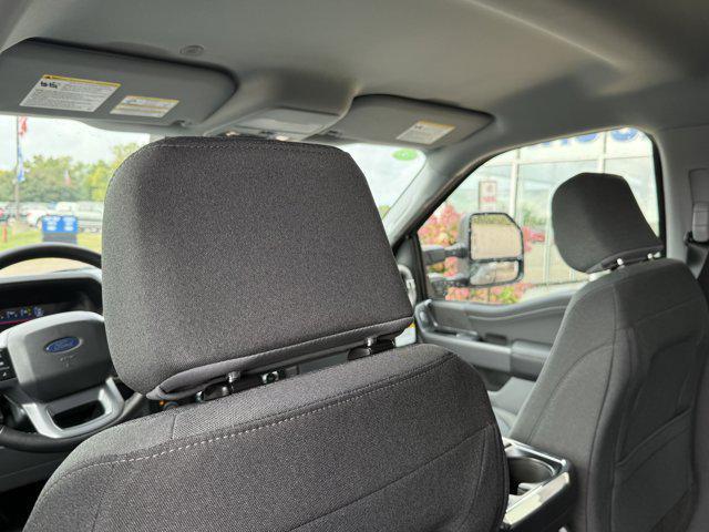 new 2025 Ford F-150 car, priced at $61,594