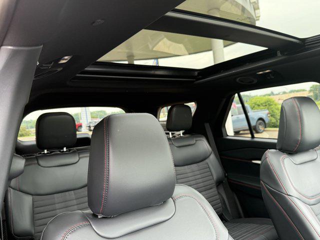 new 2025 Ford Explorer car