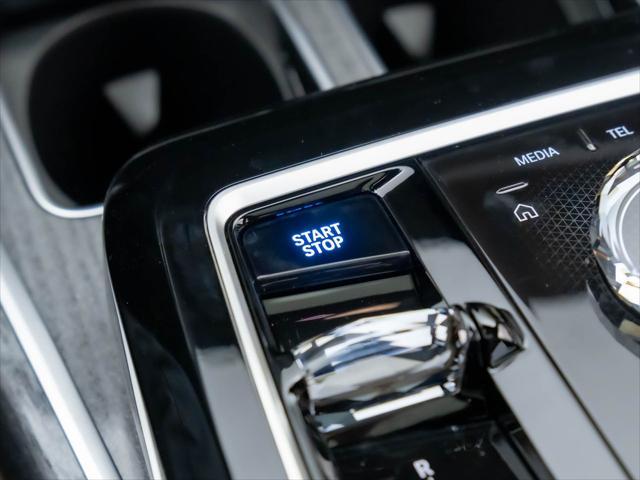 new 2025 BMW i7 car, priced at $110,925