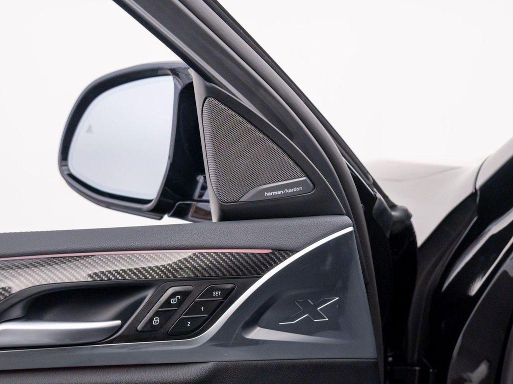 new 2025 BMW X4 car, priced at $75,100