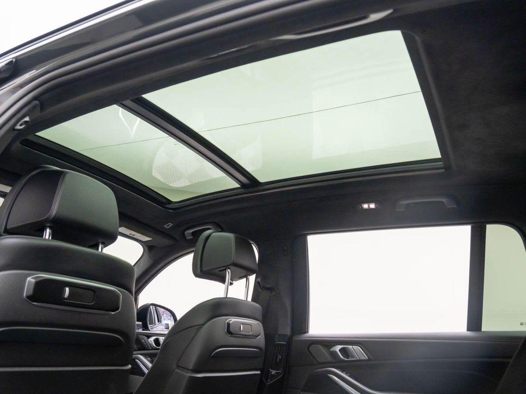 new 2026 BMW X7 car, priced at $101,525