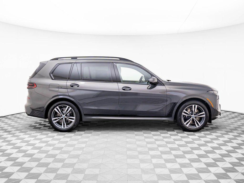 new 2026 BMW X7 car, priced at $101,525