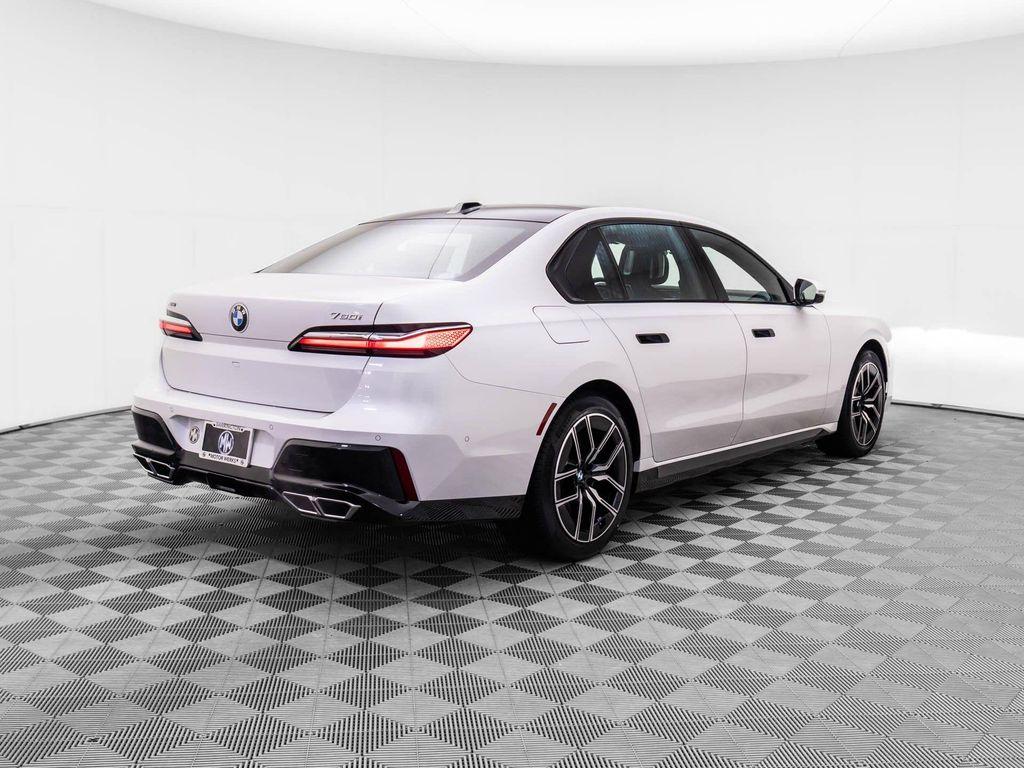 new 2025 BMW 760 car, priced at $127,325