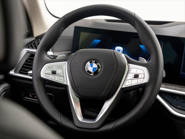 new 2025 BMW X7 car, priced at $89,025