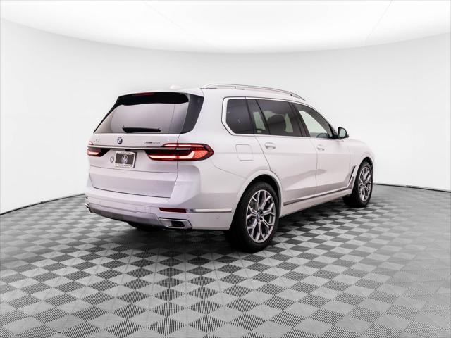 new 2025 BMW X7 car, priced at $89,025