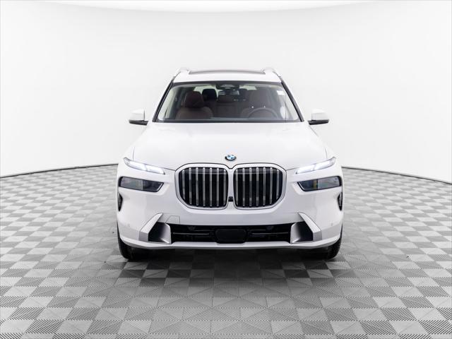 new 2025 BMW X7 car, priced at $89,025