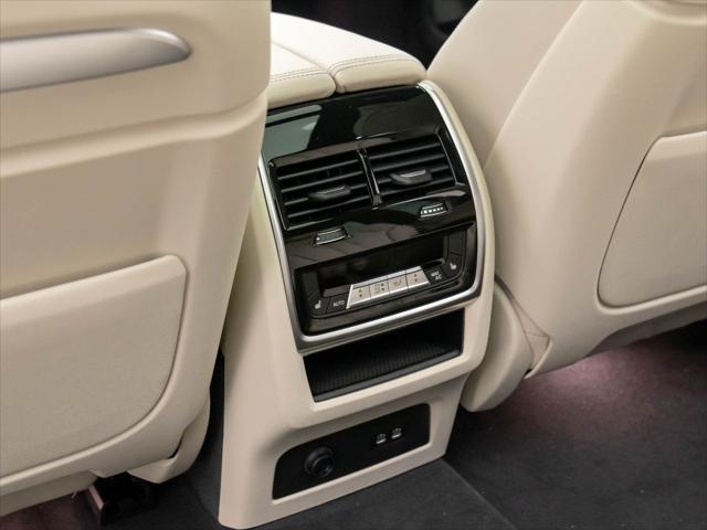new 2026 BMW X7 car, priced at $126,975