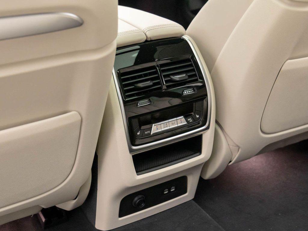 new 2026 BMW X7 car, priced at $126,975