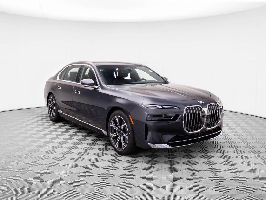 new 2025 BMW i7 car, priced at $113,155