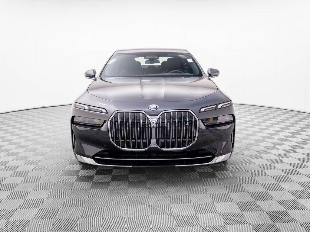 new 2025 BMW i7 car, priced at $113,155