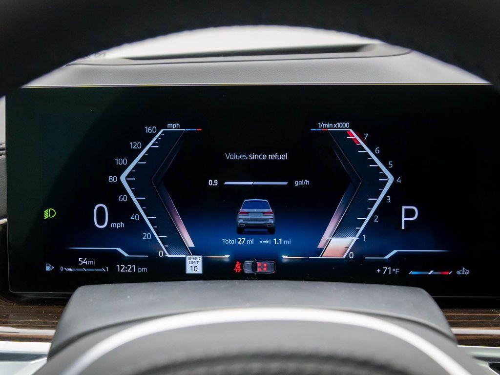 new 2026 BMW X7 car, priced at $101,725